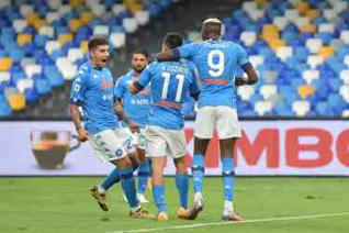 Serie A : Naples et l'AC Milan enchaînent - Foot - ITA | 2 | Scoop.it